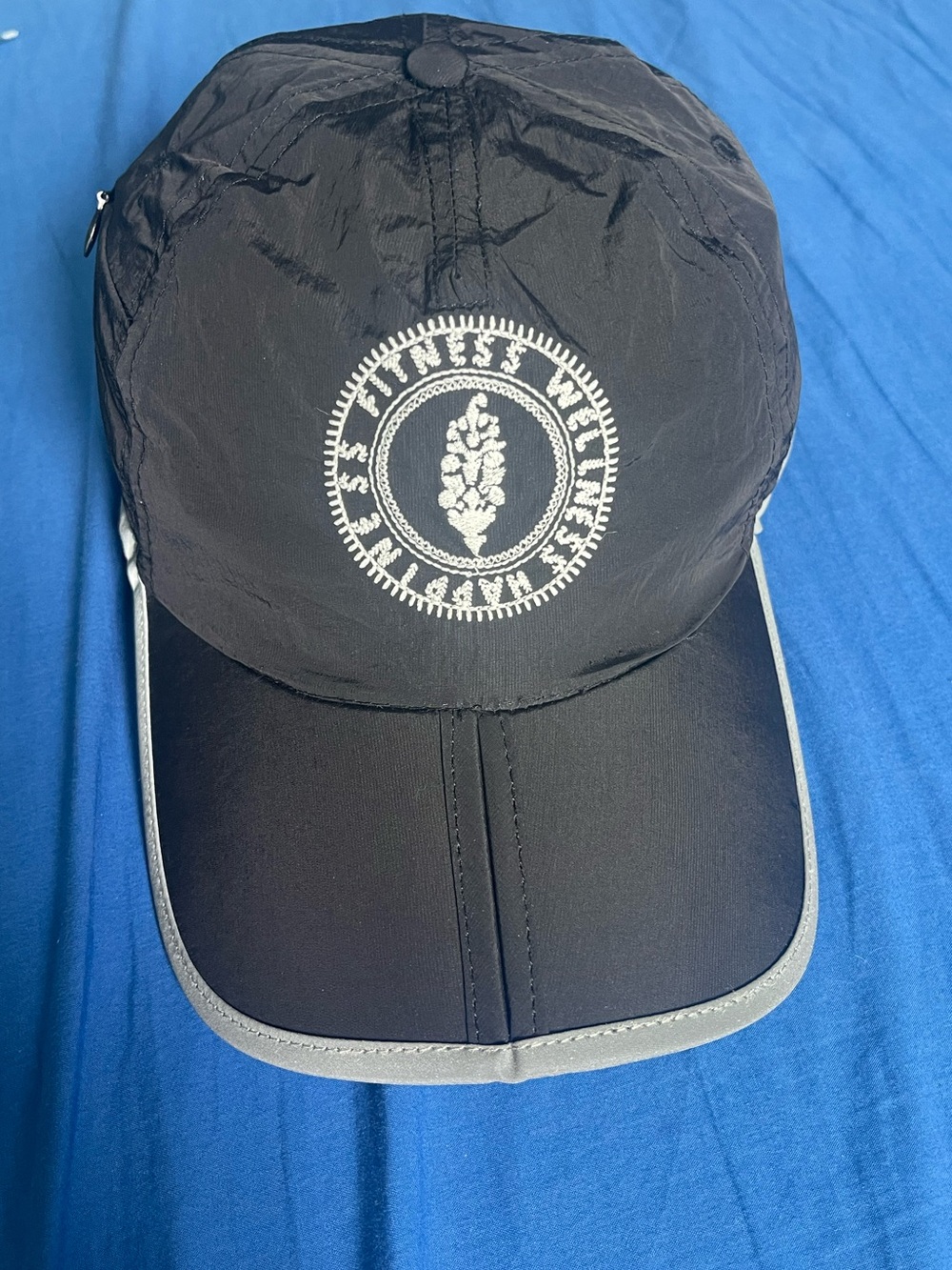 Free People Run It Back Packable Cap Black NWT - Picture 5 of 8